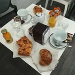 Beb House Angioino Szálloda