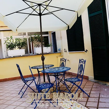 Beb House Angioino Hotel 3*