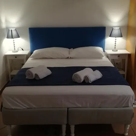 House Angioino Bed & Breakfast 3*