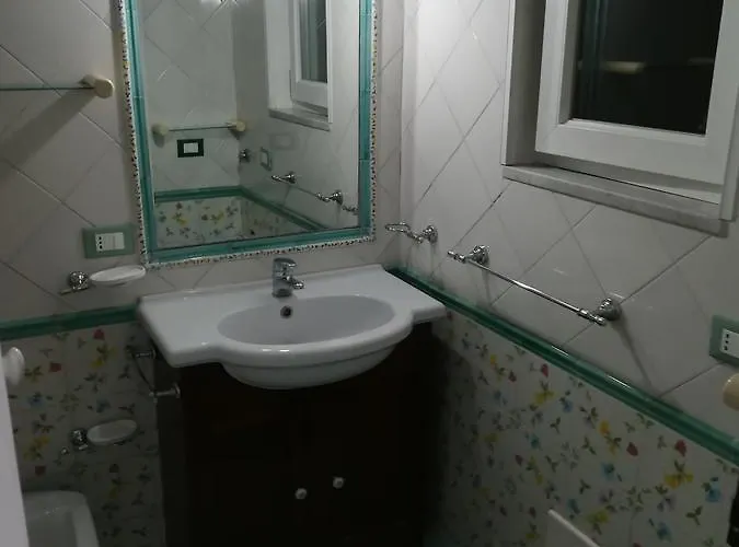 Beb House Angioino Hotel