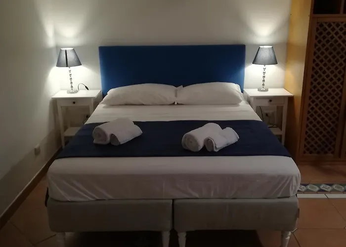 Beb House Angioino Hotel 3*