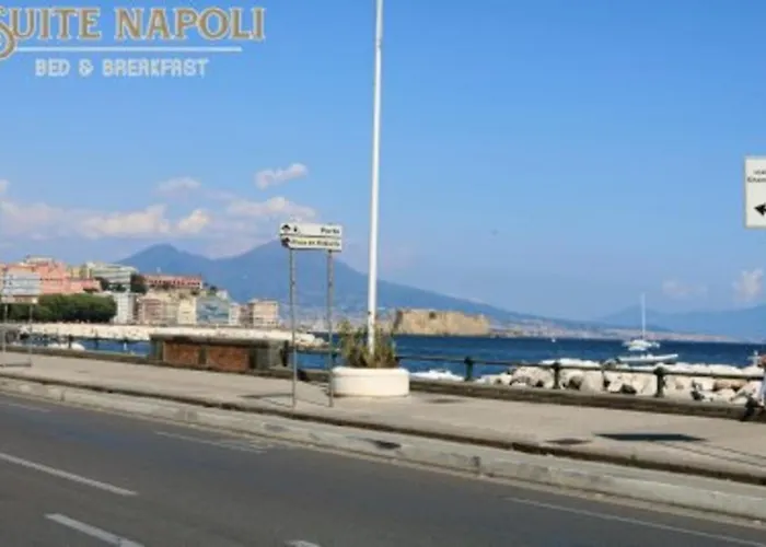 Beb House Angioino Hotel 3*