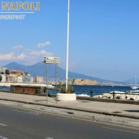 Beb House Angioino Hotel 3*