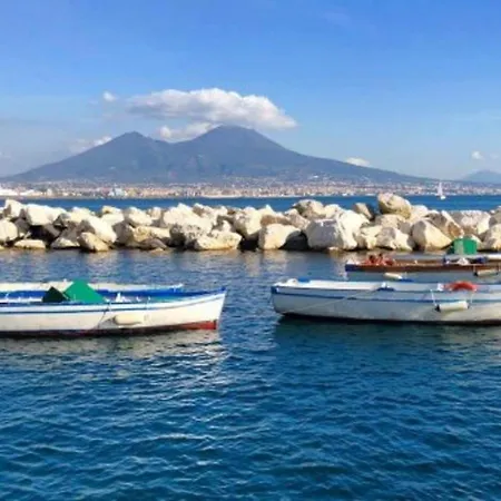 Beb House Angioino Отель Неаполь